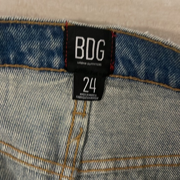 BDG cropped  high waisted jeans - Picture 8 of 9